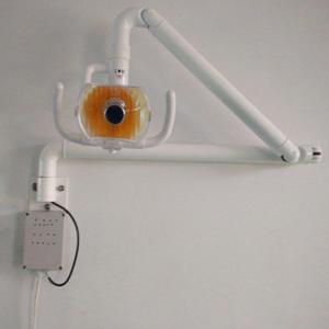 50W ścienna lampa dentystyczna medyczna doustna lampa halogenowa z ramieniem bez...